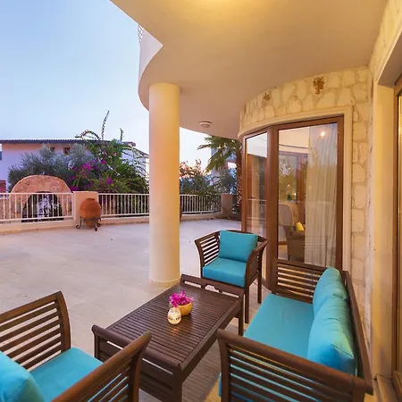 Villa Atlas *
